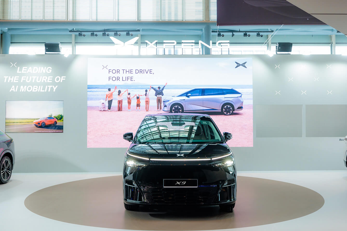 XPENG redefines the MPV market with XPENG X9 at the Singapore Motorshow 2025